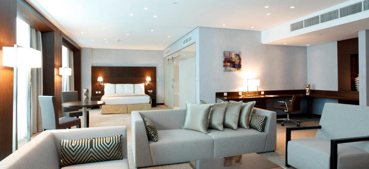 Holiday Inn Meydan By Ihg Riad Exterior foto